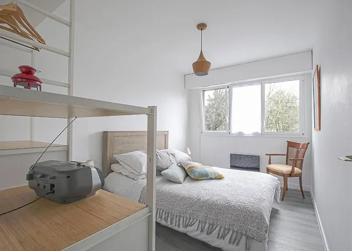 Appt Agreable Avec Balcon Au Sud-ouest De Lägenhet Caen